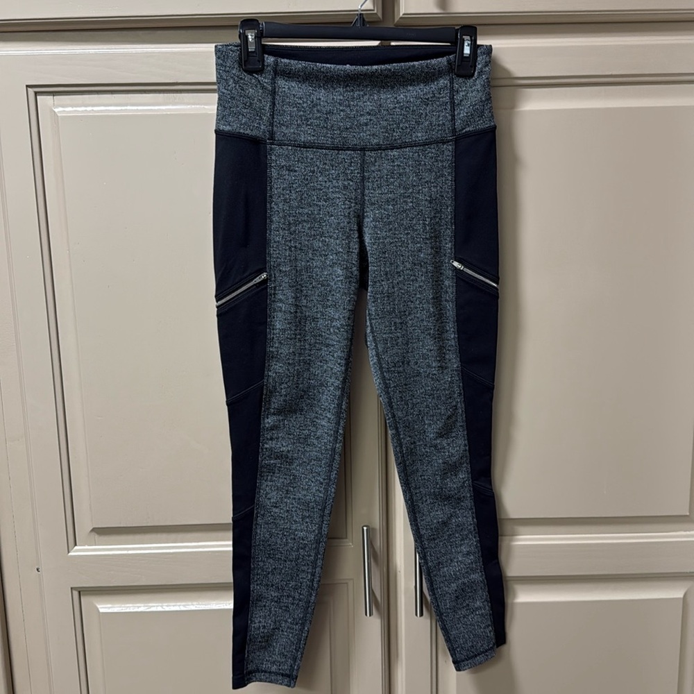 Athleta Women's The Metro Drifter Leggings size MP